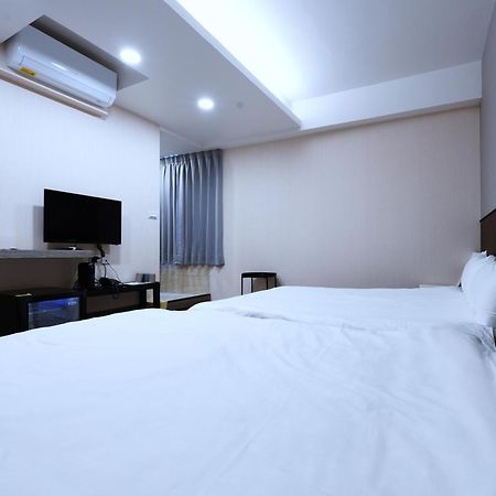 可青大飯店grand Ke-Cing Hotel Yilan Екстериор снимка