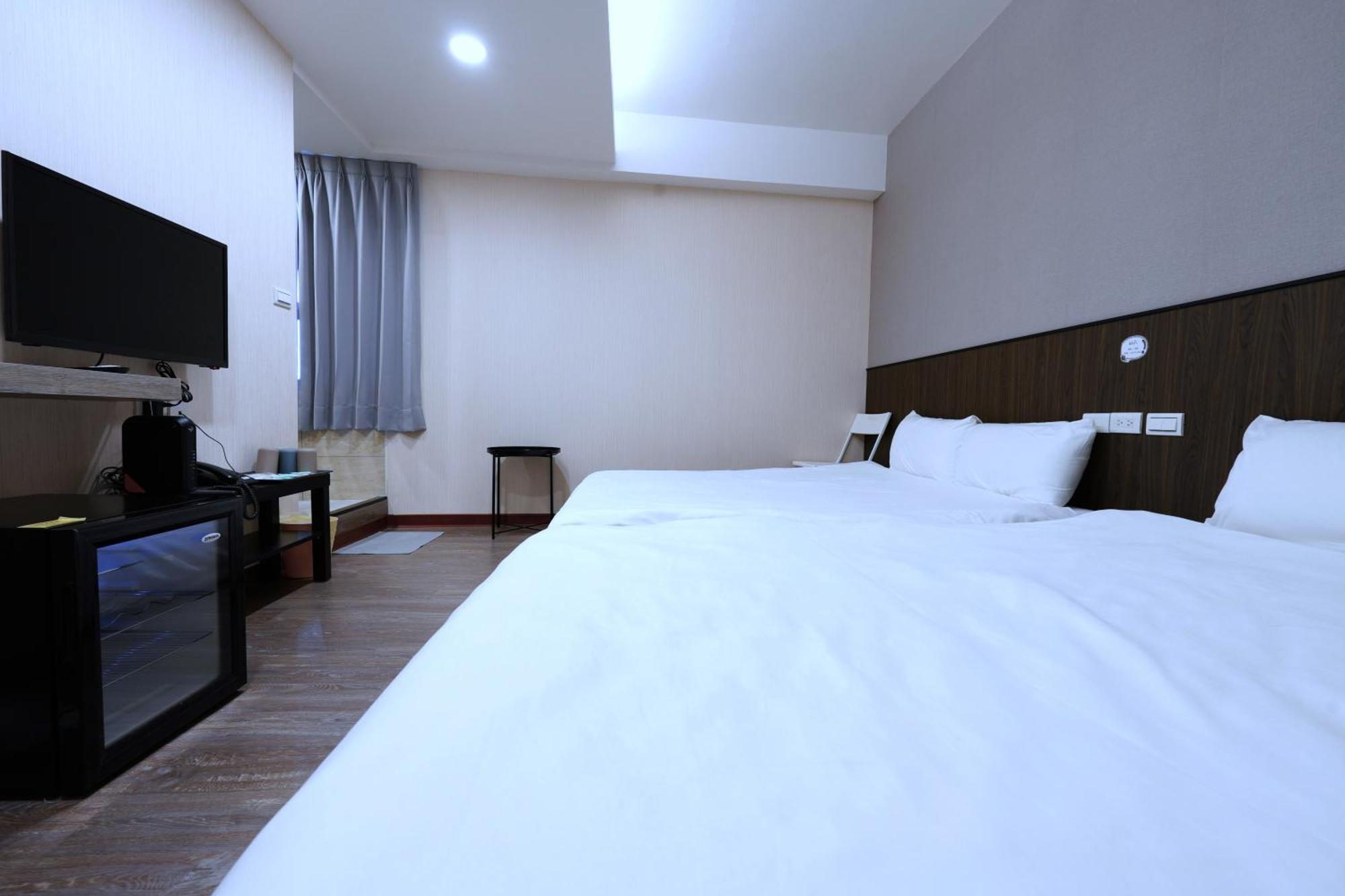 可青大飯店grand Ke-Cing Hotel Yilan Екстериор снимка