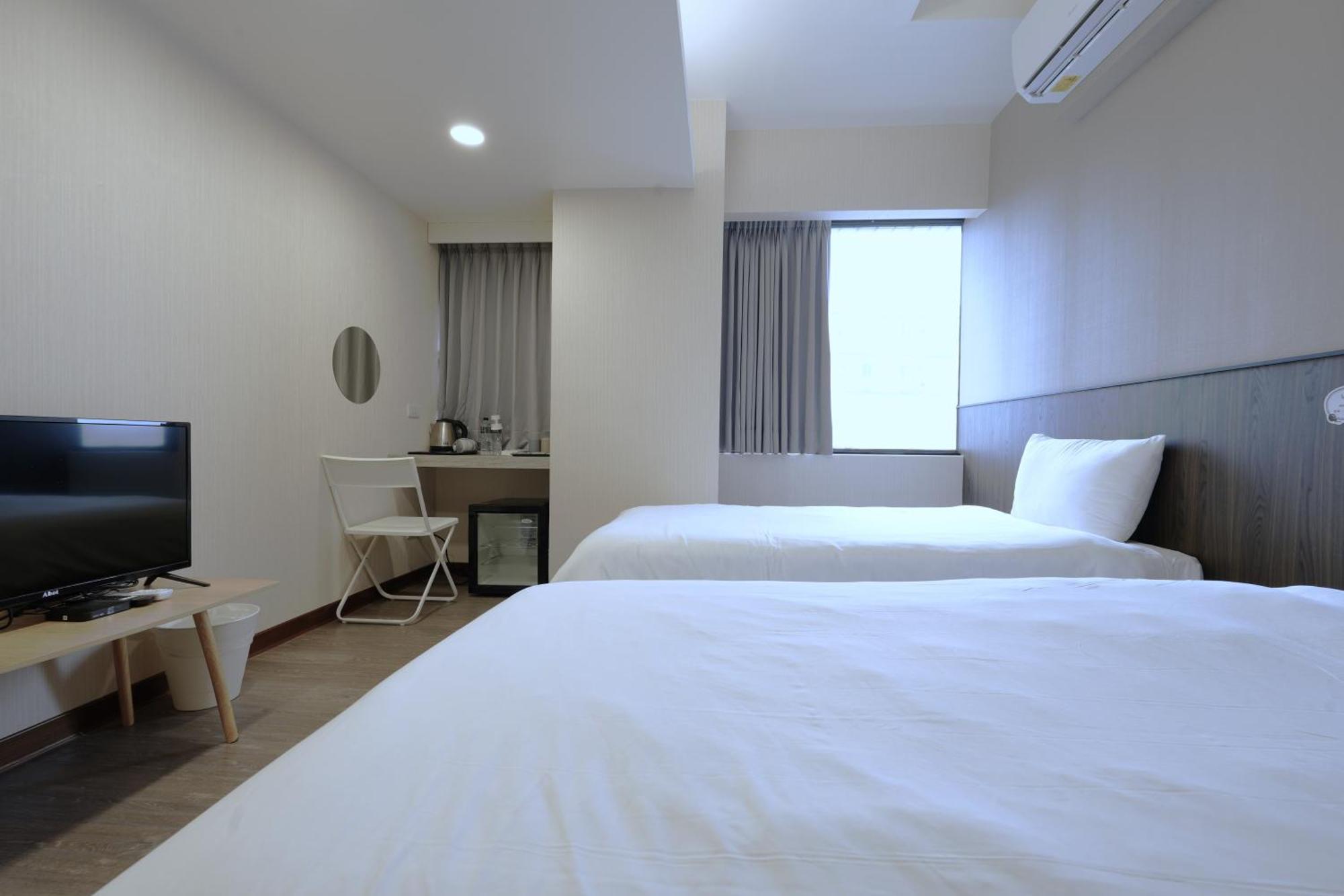 可青大飯店grand Ke-Cing Hotel Yilan Екстериор снимка
